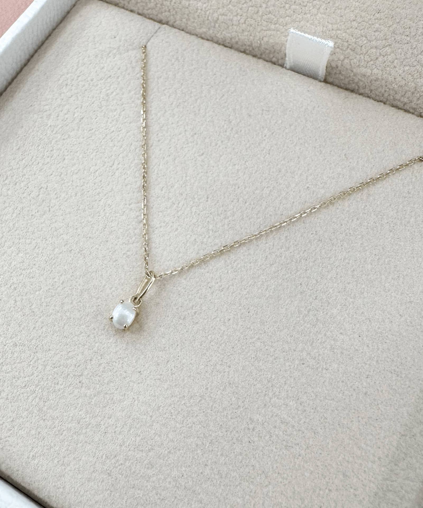 Picture of Luna Rae Solid 9k Gold Pearl Necklace